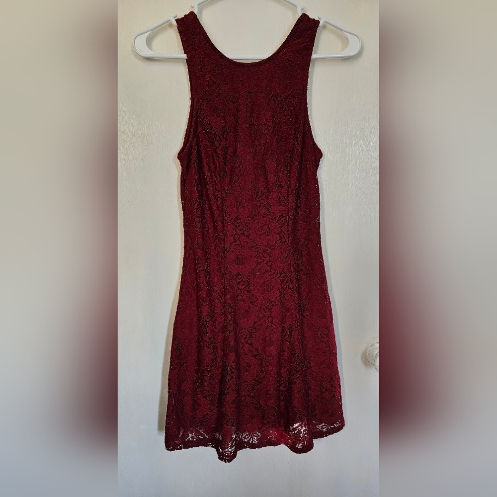 Speechless lace overlay dress size XS Beautiful